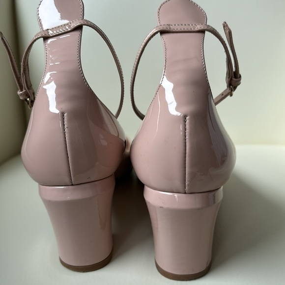 Valentino Garavani Leather Pink Patent Halo Strap Pumps. **HOST PICK** - Picture 3 of 10